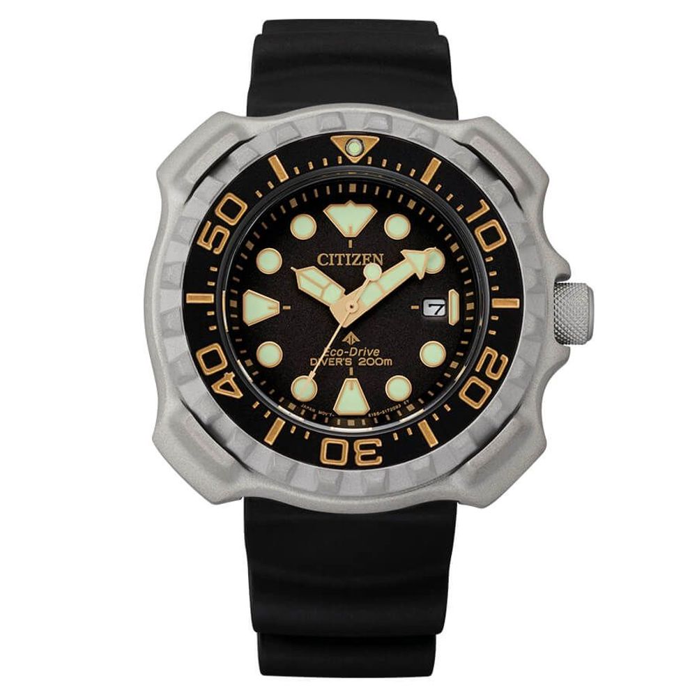 Citizen Promaster Diver’s Super Titanium Solar Watch